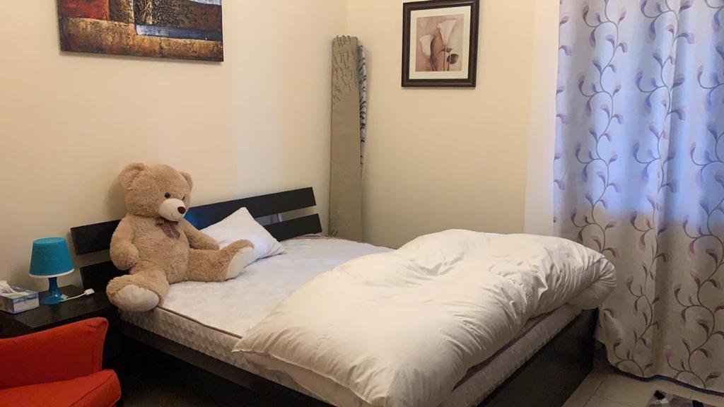 Master room in Barsha Heights